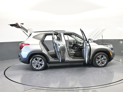 Used 2024 Kia Seltos S image 71
