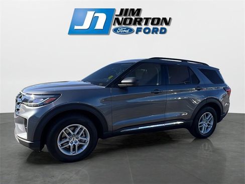 New 2025 Ford Explorer Active w/ Active Comfort Package image 7