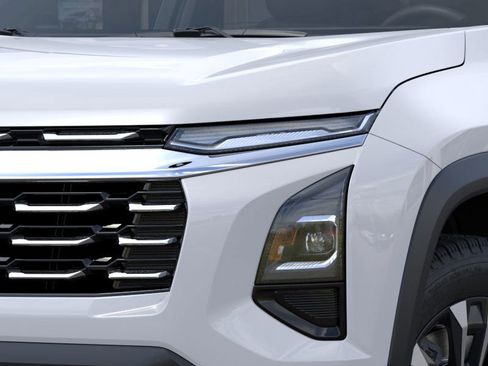 New 2025 Chevrolet Equinox LT w/ LPO, Floor Liner Package image 10