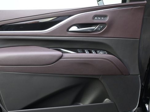 Certified 2024 Cadillac Escalade Sport Platinum w/ LPO, ONYX Package image 23