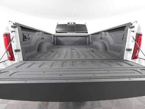 Used 2025 RAM 3500 Laramie w/ Sport Appearance Package image 7