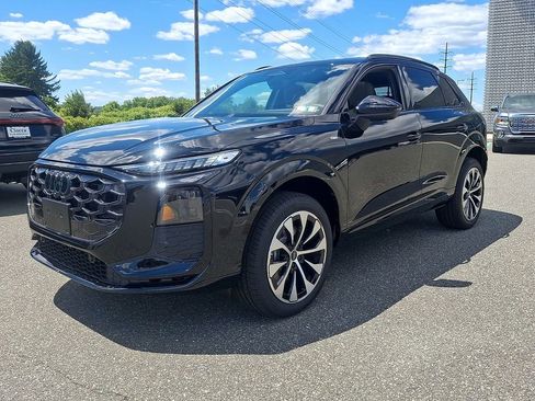 New 2026 Audi Q3 quattro 2.0T AWD/4WD image 5