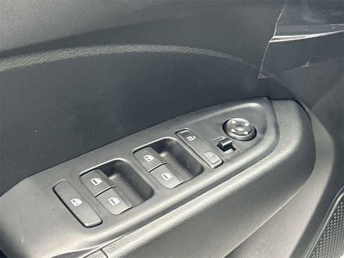 New 2026 Hyundai Venue SE image 20