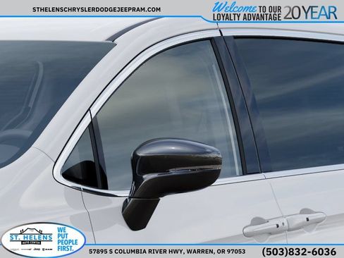 New 2027 Chrysler Pacifica Select FWD image 15