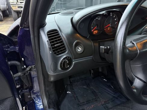 Used 1997 Porsche Boxster image 13