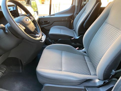 Used 2024 Ford Transit 350 XLT RWD image 19