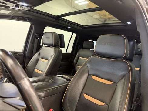 Used 2021 GMC Yukon XL AT4 w/ AT4 Premium Plus Package AWD/4WD image 24