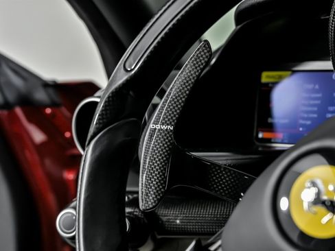 Used 2021 Ferrari 812 GTS image 36