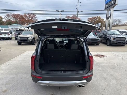 Used 2022 Kia Telluride S image 44
