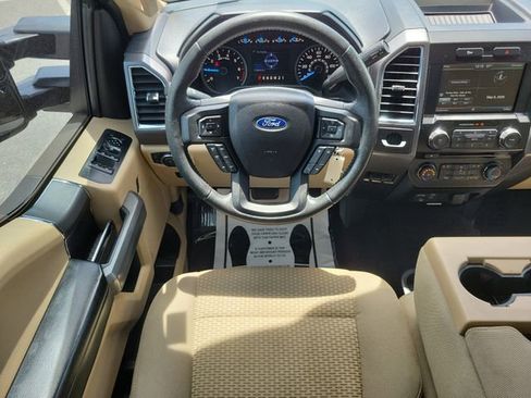 Used 2015 Ford F150 XLT w/ Equipment Group 302A Luxury RWD image 13