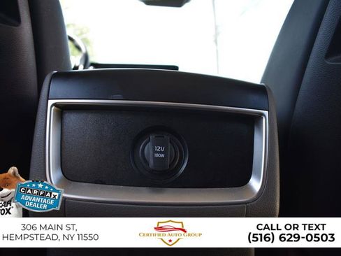Used 2025 Kia Carnival FWD image 28