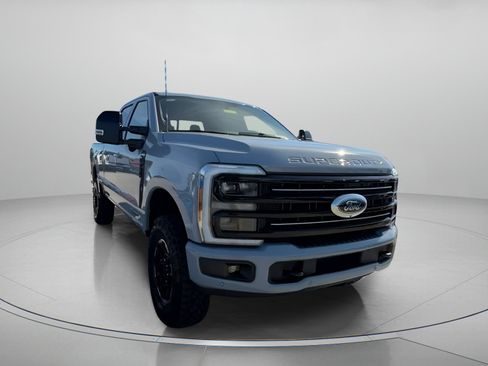 New 2026 Ford F250 Platinum w/ Tremor Off-Road Package image 4