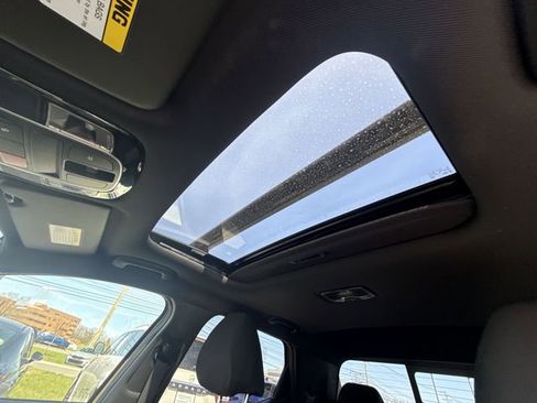 Used 2023 Hyundai Santa Cruz SEL Premium image 21