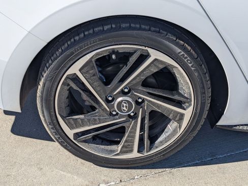 Used 2022 Hyundai Elantra N Line FWD image 13