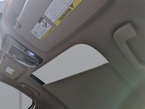 Certified 2023 Hyundai Santa Fe Limited image 40