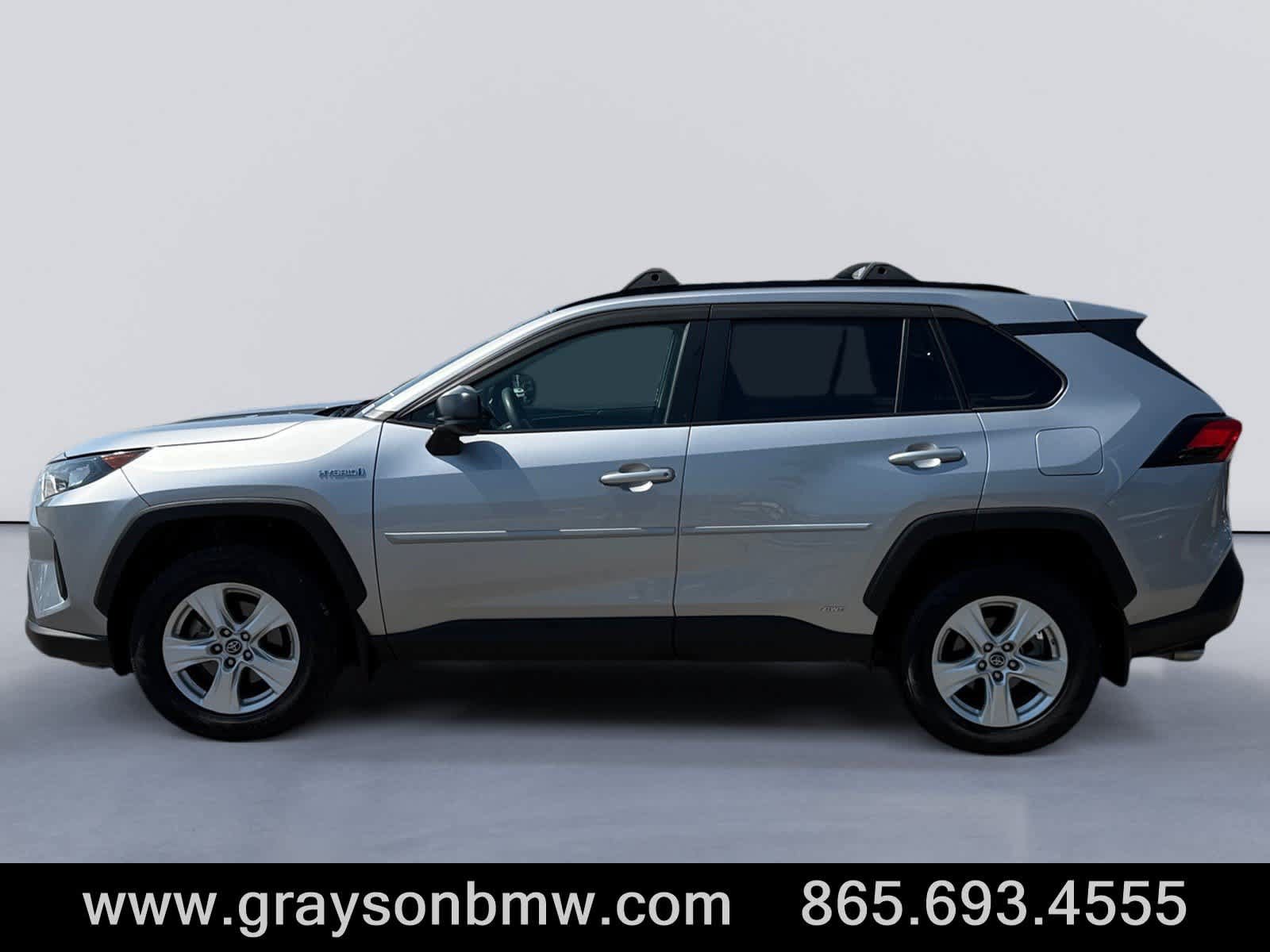 Used 2021 Toyota RAV4 LE AWD/4WD image 6