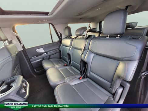 Used 2025 Ford Expedition Max Active image 18