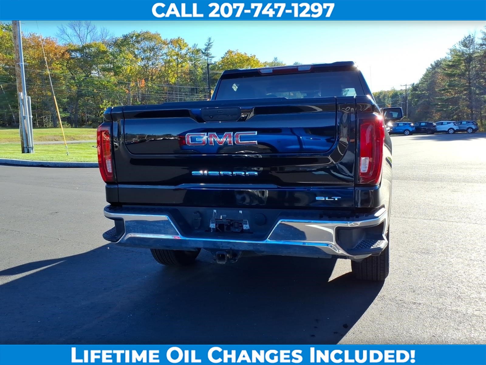 Used 2025 GMC Sierra 1500 SLT AWD/4WD image 6