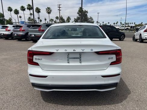 Used 2024 Volvo S60 B5 Core image 4