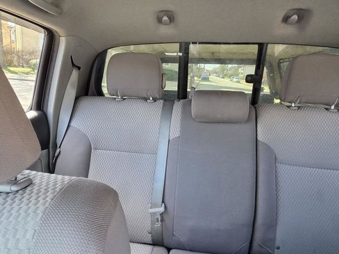 Used 2012 Toyota Tacoma 4x4 Double Cab w/ SR5 Pkg image 17