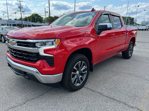 Used 2023 Chevrolet Silverado 1500 LT AWD/4WD image 1