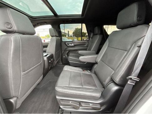 Used 2023 Chevrolet Tahoe Z71 w/ Luxury Package AWD/4WD image 18