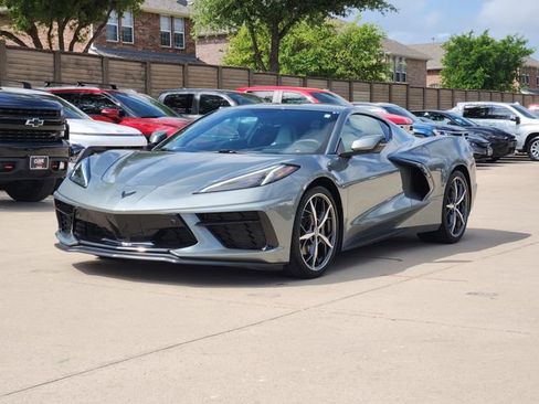 Used 2023 Chevrolet Corvette Stingray Preferred Cpe w/ Engine Appearance Package RWD image 11