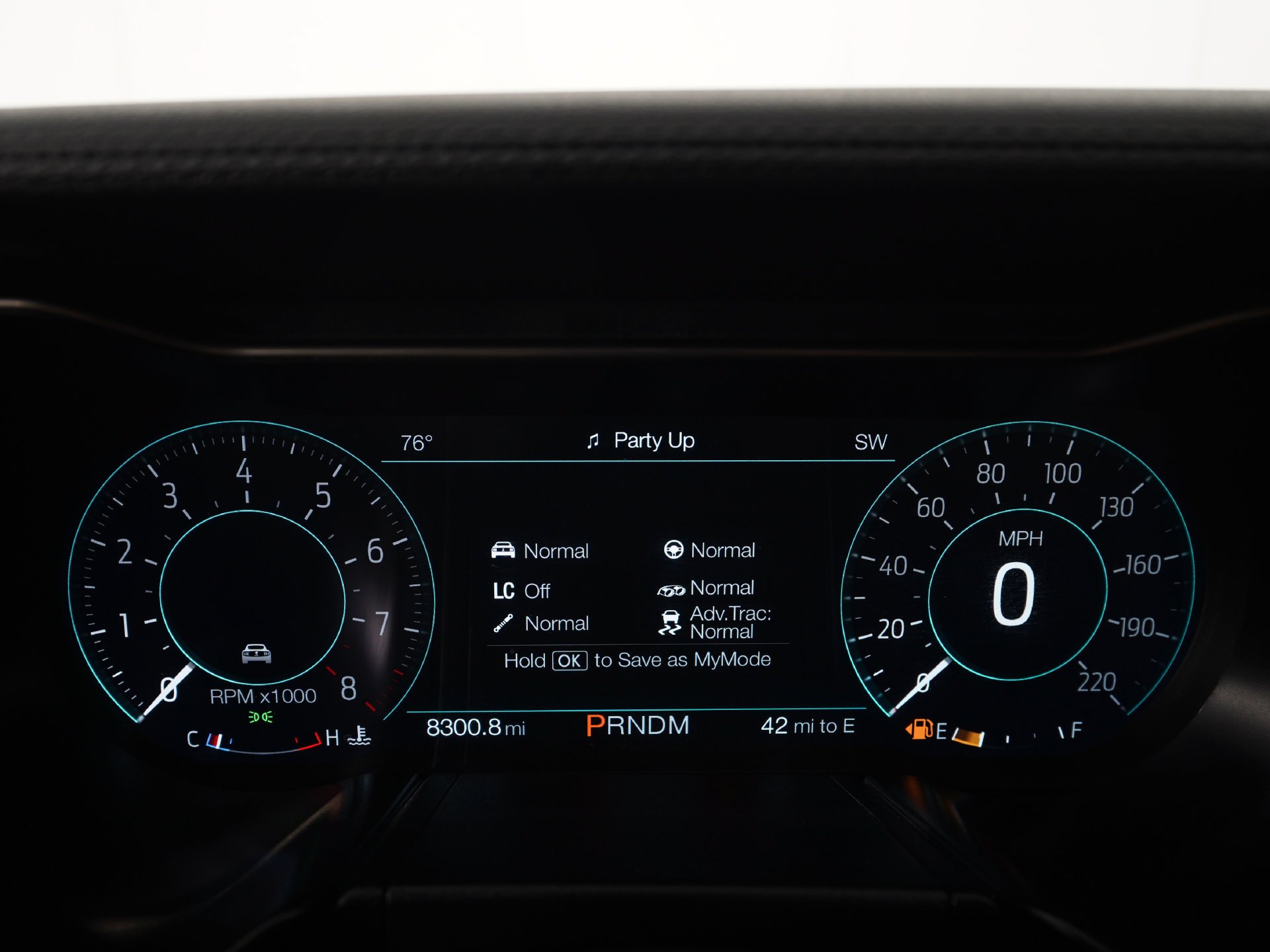 Used 2022 Ford Mustang Shelby GT500 w/ Technology Package RWD image 17