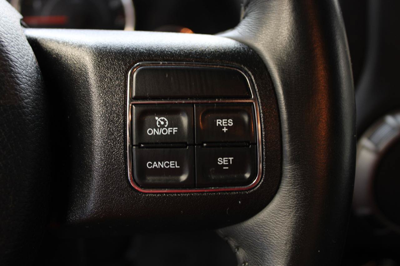 Used 2018 Jeep Wrangler Unlimited Sport S AWD/4WD image 37
