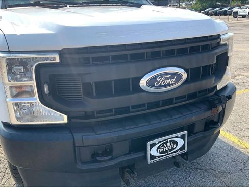Used 2020 Ford F250 XL w/ Power Equipment Group AWD/4WD image 24