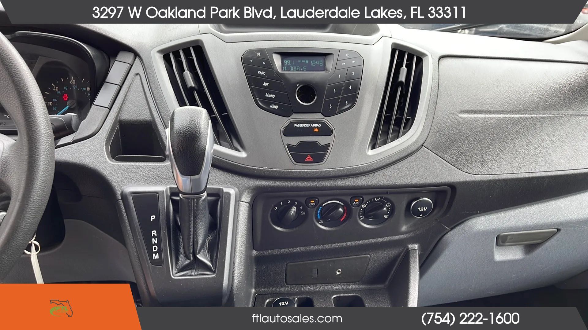 Used 2015 Ford Transit 150 130 Low Roof w/ Exterior Upgrade Package RWD image 50