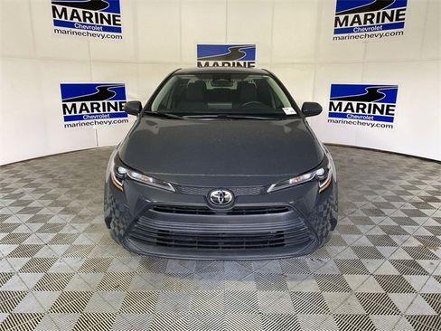 Used 2025 Toyota Corolla LE image 15