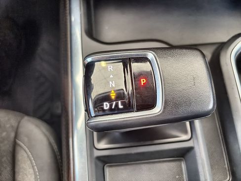 Certified 2022 Chevrolet Silverado 1500 RST AWD/4WD image 16
