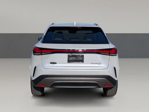 Used 2024 Lexus RX 350 w/ Convenience Package image 11