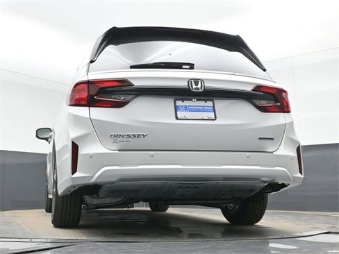 New 2026 Honda Odyssey Touring image 51