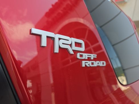 Used 2024 Toyota 4Runner TRD Off-Road AWD/4WD image 12