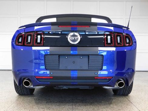 Used 2013 Ford Mustang GT Premium w/ Electronics Pkg RWD image 13