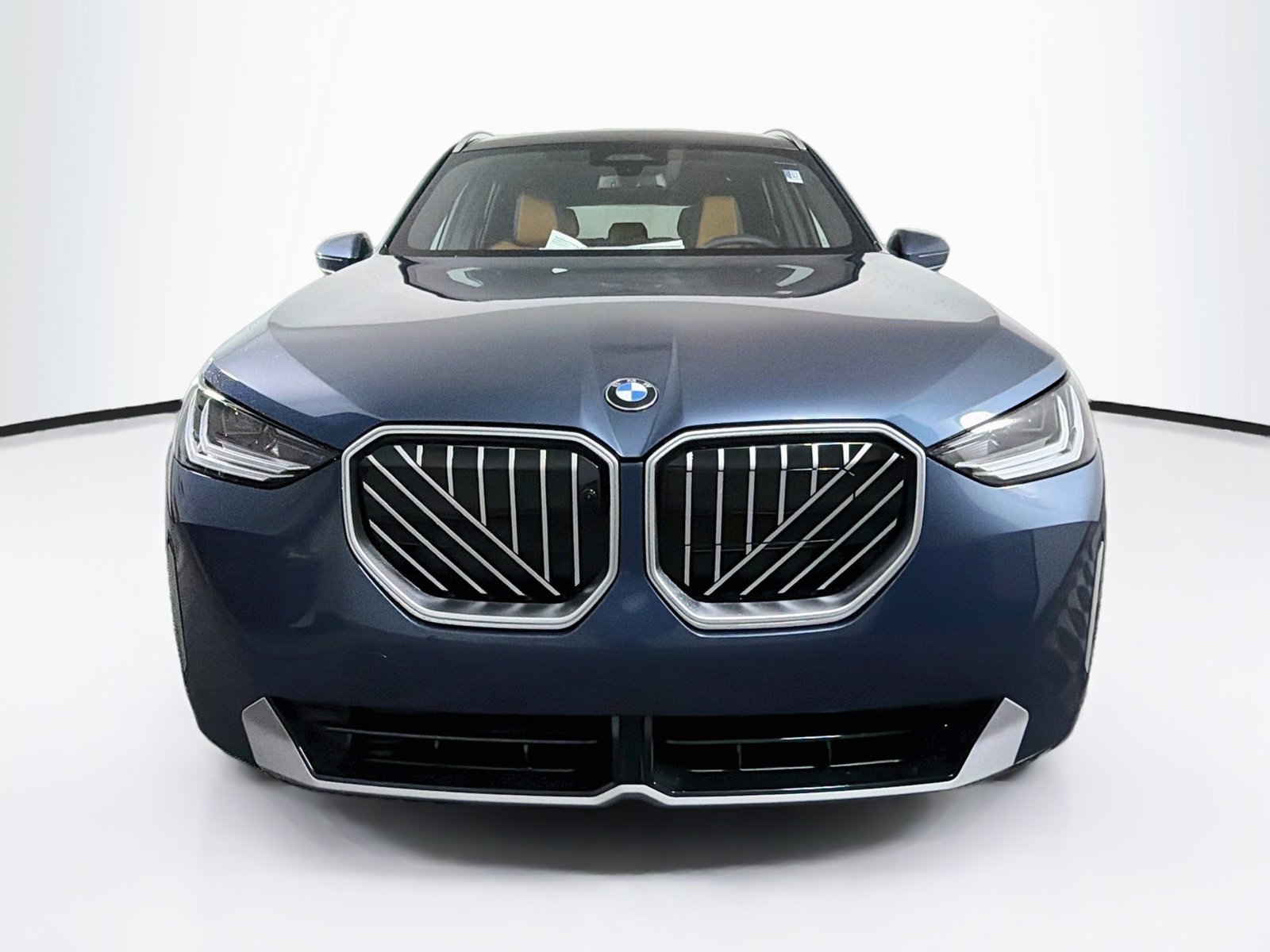 Used 2026 BMW X3 xDrive30i w/ Premium Package AWD/4WD image 2