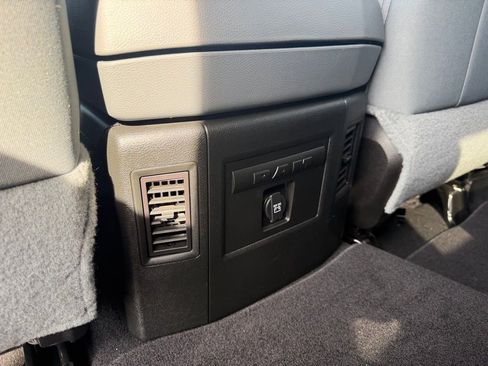 Used 2019 RAM 1500 Big Horn image 22