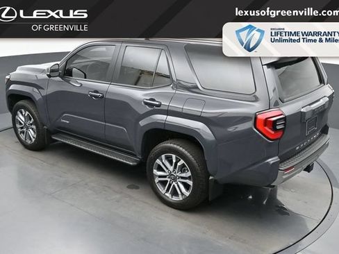 Used 2025 Toyota 4Runner Limited AWD/4WD image 43