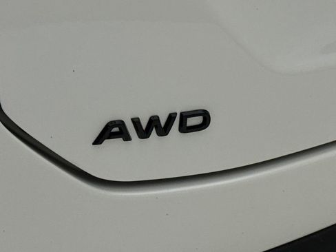 New 2026 Honda Pilot Touring image 10