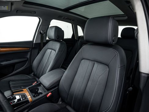 Certified 2023 Audi Q5 2.0T Premium Plus w/ Premium Plus Package image 13