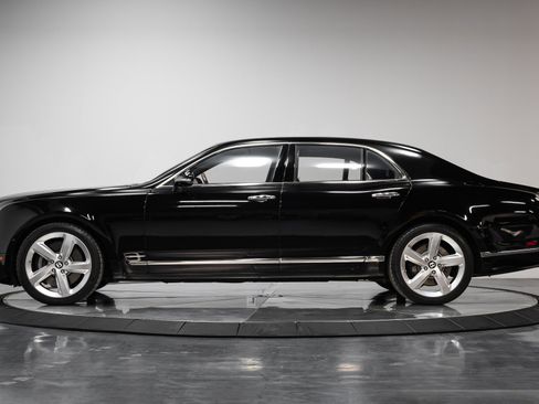 Used 2016 Bentley Mulsanne Speed image 22