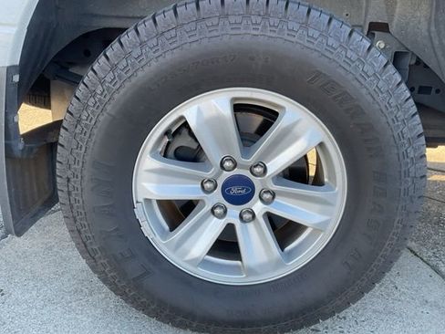 Used 2018 Ford F150 XLT image 12