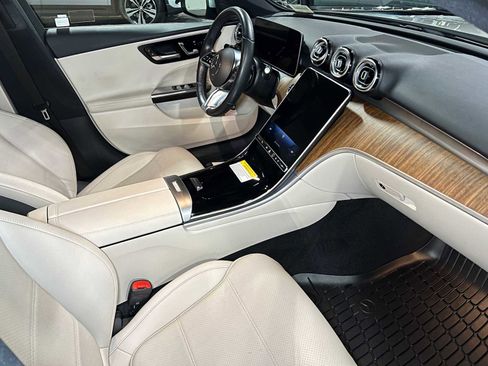 Used 2023 Mercedes-Benz C 300 C 300 image 11