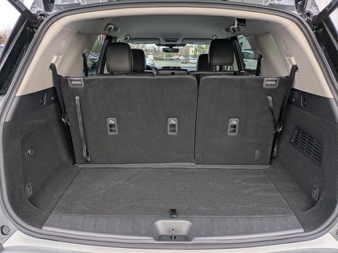 New 2025 Nissan Pathfinder SL image 13