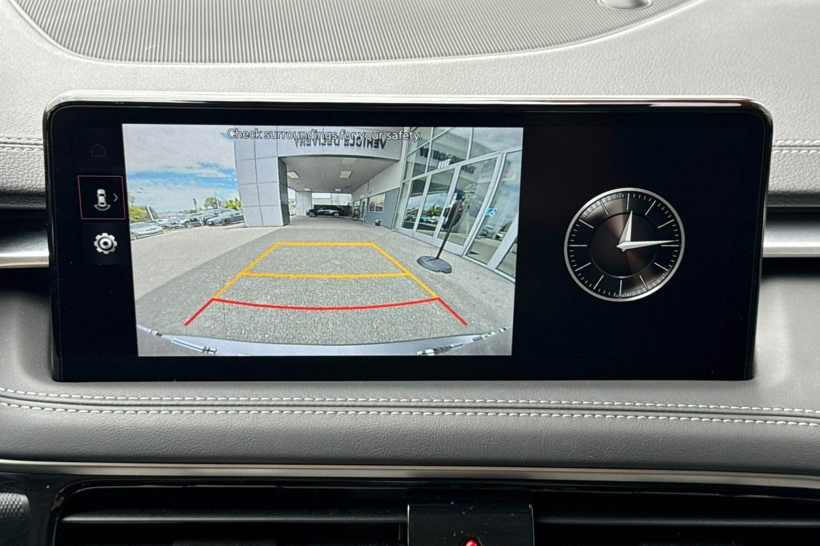 Used 2026 Genesis G70 2.5T RWD image 19