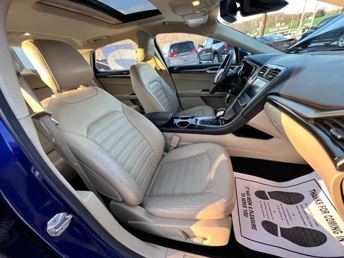 Used 2013 Ford Fusion SE image 26