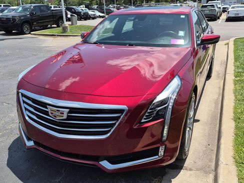 Used 2017 Cadillac CT6 Luxury AWD/4WD image 3
