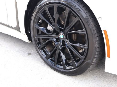 Used 2020 BMW 740i w/ M Sport Package RWD image 13